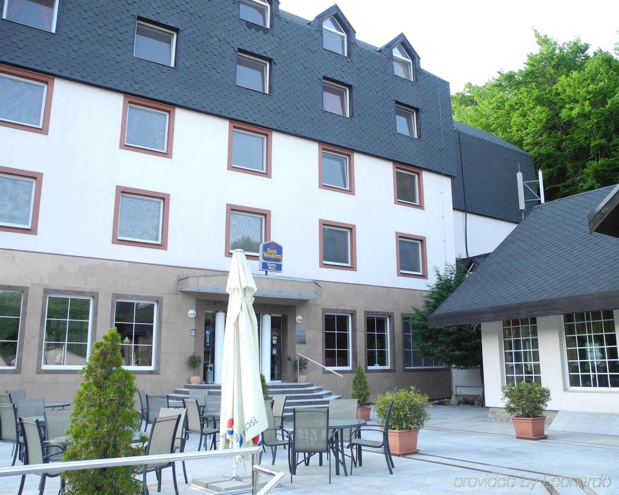 Hotel West Bratislava Extérieur photo