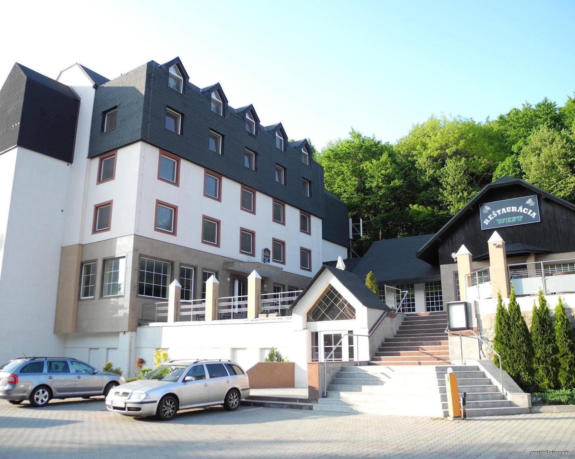 Hotel West Bratislava Extérieur photo